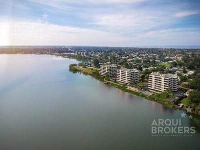 Apartamento de dos dormitorios en venta en Carrasco Este - 606B
