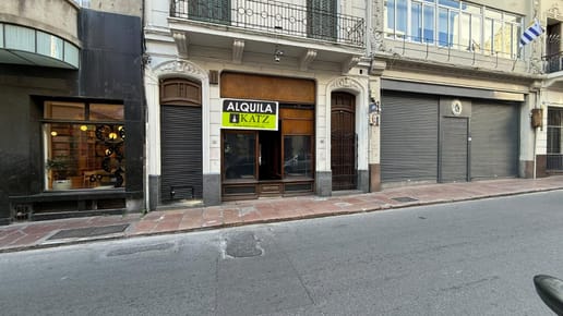 25 de Mayo esq Ituzaingo, 210 m2, 5 de frente listo para ingresar!! 